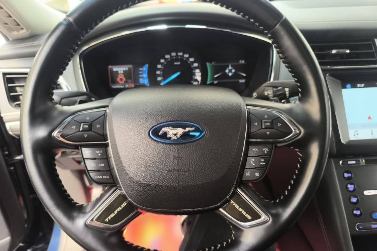 Used Ford Taurus 2017 EcoBoost 245 Luxury Model