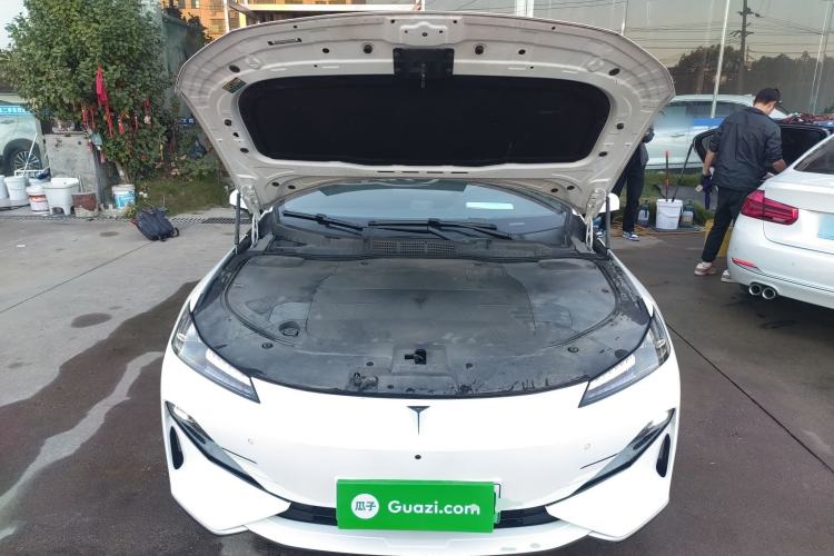 Used  SL03 2023 200Max Range-Extended Version
