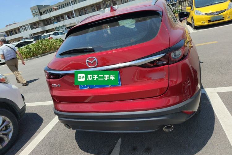 Used Mazda CX-4 2020 2.5L Automatic 2WD Sky-Drive Fun Edition
