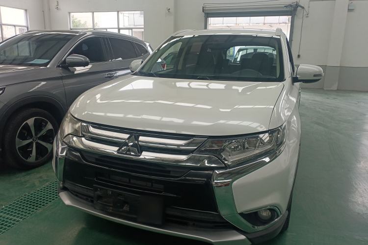 Used Mitsubishi Outlander 2018 2.4L 4x4 Elite Edition 5 Seats
