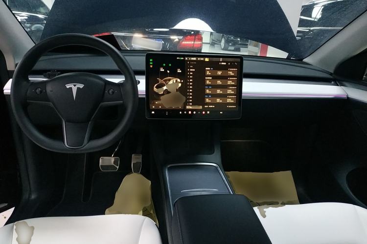 Used Tesla Model Y 2023 Rear-Wheel-Drive Version