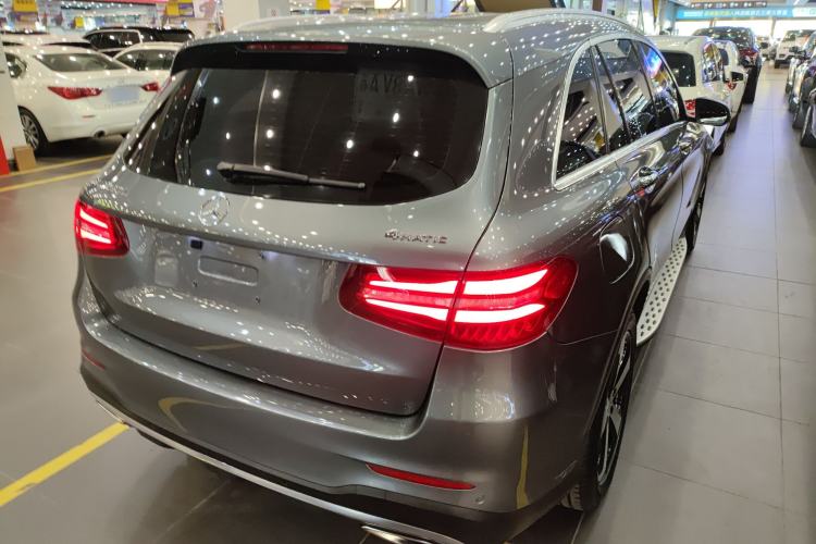 Used Mercedes-Benz GLC 2019 Facelift GLC 260 L 4MATIC Luxury Model
