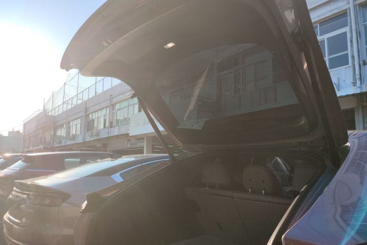 Used ONVO L60 2024 60 kWh Rear-Drive Version