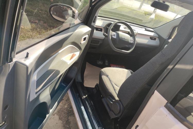 Used Chery QQ Ice Cream 2022 170km Sundae Phosphate Lithium-Ion