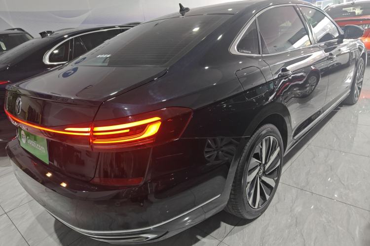 Used Volkswagen Passat 2024 330TSI Elite Edition