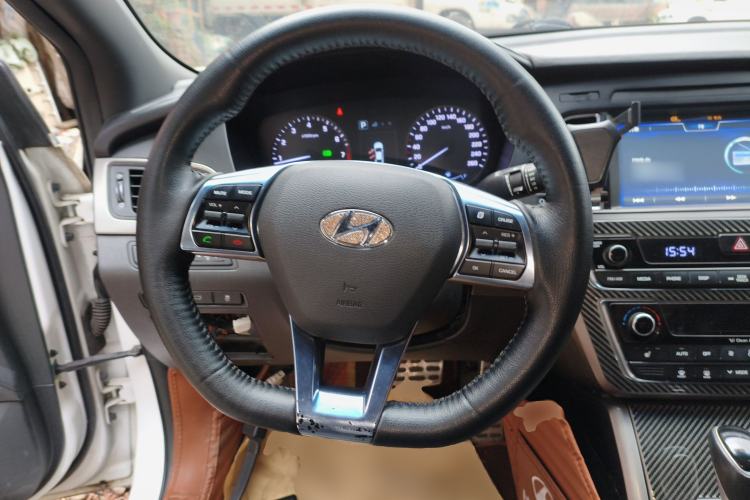 Used Hyundai Sonata 2015 1.6T GLX Advanced Model
