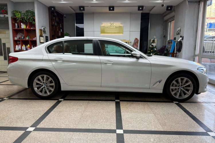Used BMW 5 Series 2018 528Li Launch Special Edition
