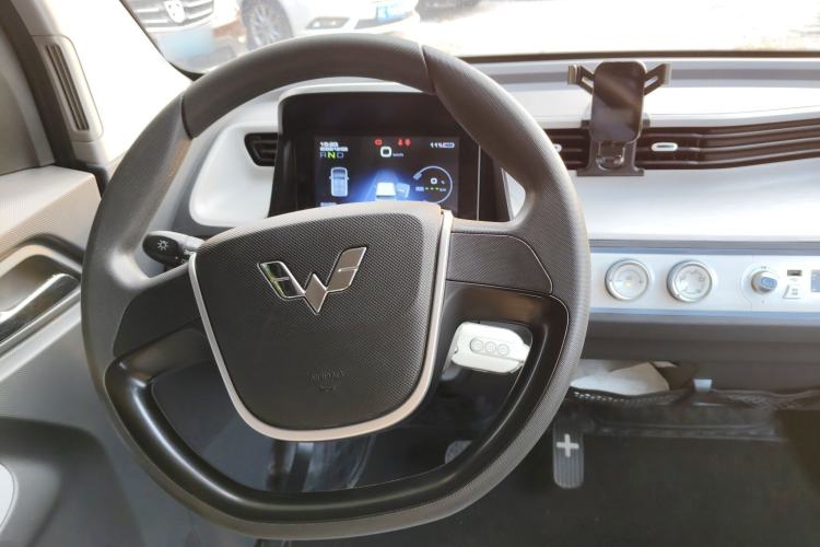 Used Wuling Hongguang MINIEV 2022 Macaron Premium Model – Lithium Iron Phosphate
