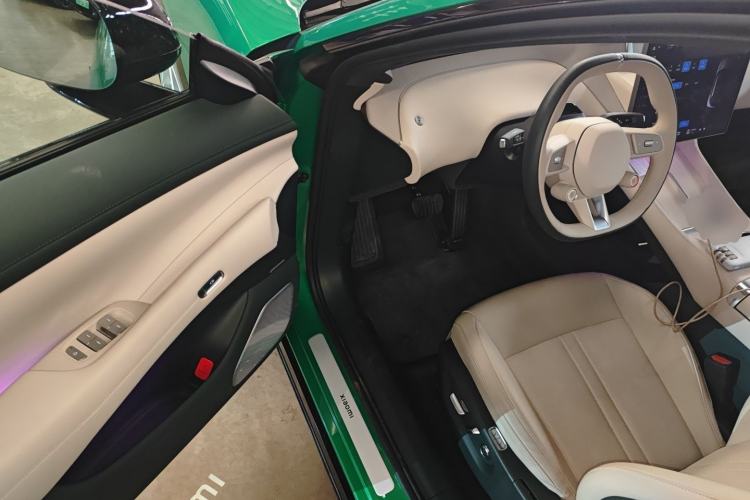 Used  YU7 2025 Ultra-Long Range High-Performance All-Wheel-Drive Max Edition
