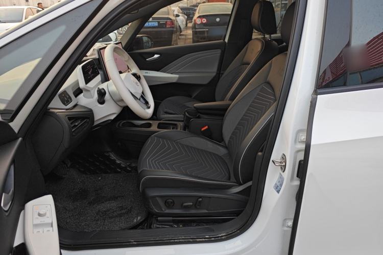 Used Volkswagen ID.3 2025 Smart Model Outstanding Oxygen Edition