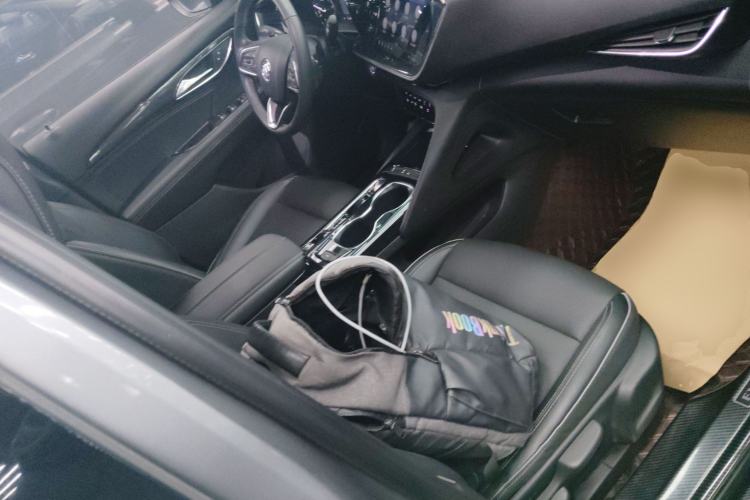 Used Buick Envision 2022 Encore S 552T Two-Wheel-Drive Luxury Model
