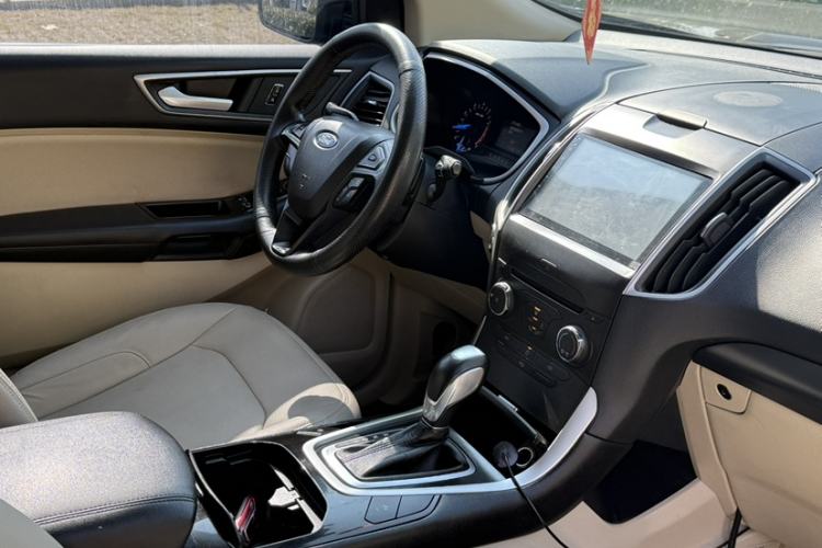 Used Ford Edge 2016 EcoBoost 245 Two-Wheel-Drive Titanium 5-Seater