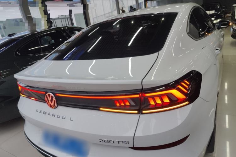 Used Volkswagen Lamando 2023 Lavida L 280TSI DSG Cool & Spicy Edition
