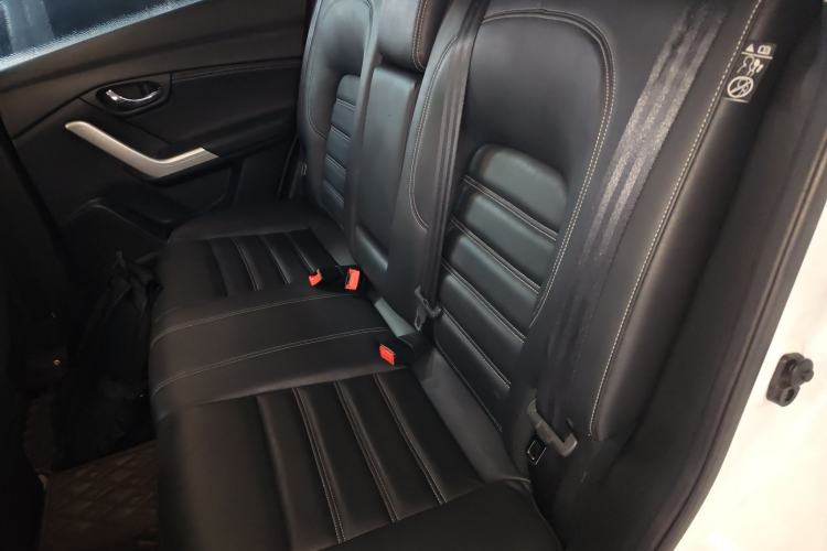 Used Venucia T90 2017 2.0L CVT Smart Edition
