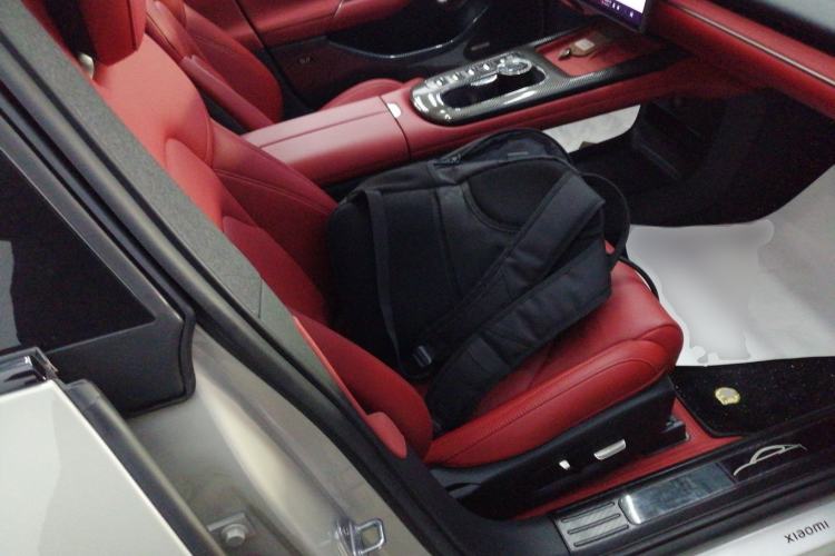 Used  SU7 2024 Rear-Drive Ultra-Long Range Advanced Pro-Level Intelligent Driving Version
