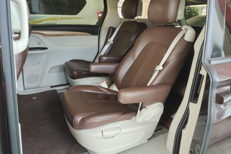 Used Buick GL8 2018 ES 28T Comfort Model China VI Standard
