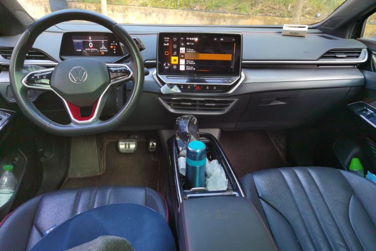 Used Volkswagen ID.6 X 2023 Ultra-Intelligent Long-Range Version
