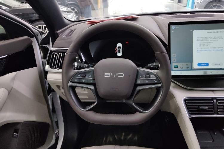 Used BYD Song PLUS New Energy 2025 EV Intelligent Driving Version 520km Premium Model
