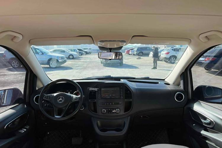 Used Mercedes-Benz Vito 2016 2.0T Business Edition
