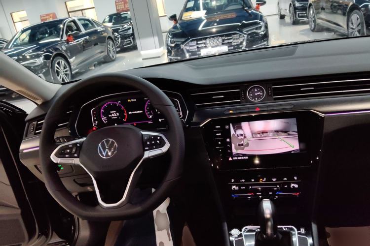 Used Volkswagen Magotan 2026 30 Million Vehicles Selected Model 380TSI DSG Luxury Edition
