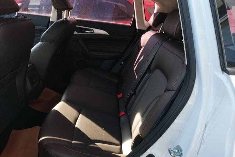 Used Changan CS35PLUS 2019 1.6L Manual E-Link Upgrade Edition
