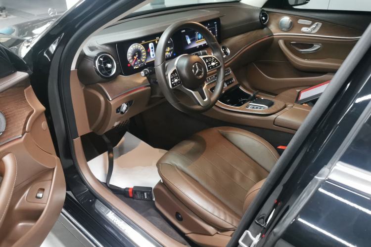 Used Mercedes-Benz E-Class 2019 E 300 L Luxury Model
