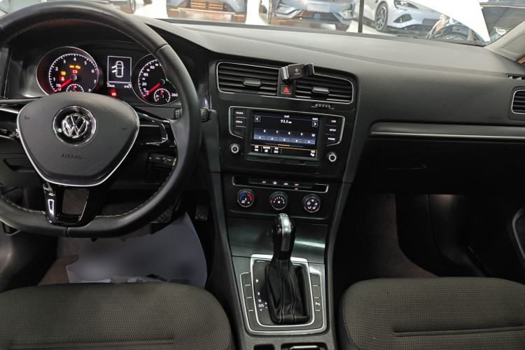 Used Volkswagen Golf 2017 230TSI Automatic Comfort Edition – Celebrating Milestone of One Million Units
