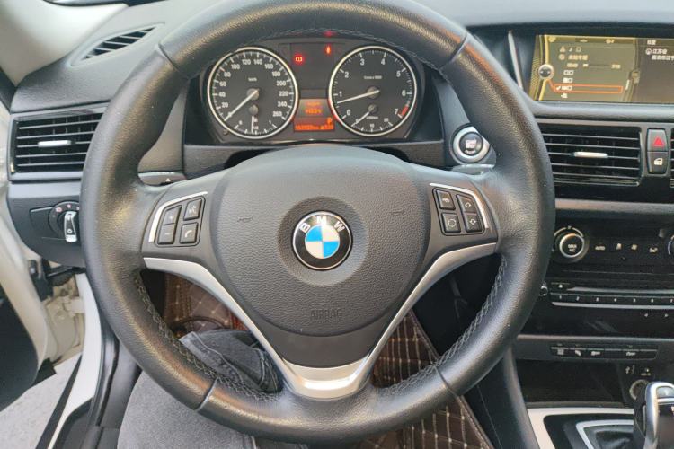 Used BMW X1 2014 sDrive18i Leading Model