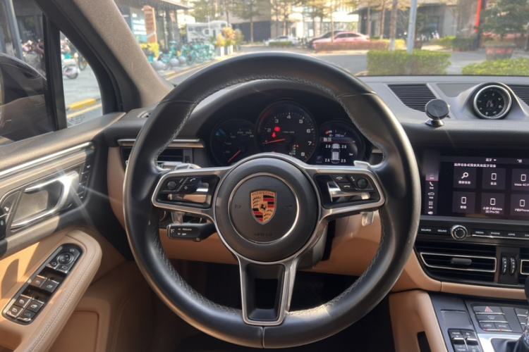 Used Porsche Macan 2018 Macan 2.0T