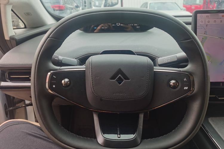 Used  GT 2023 710 Rear-Drive Ultra-Charging Version