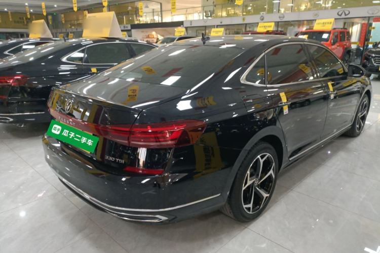 Used Volkswagen Passat 2023 Restyled 330TSI Starry Luxury Edition