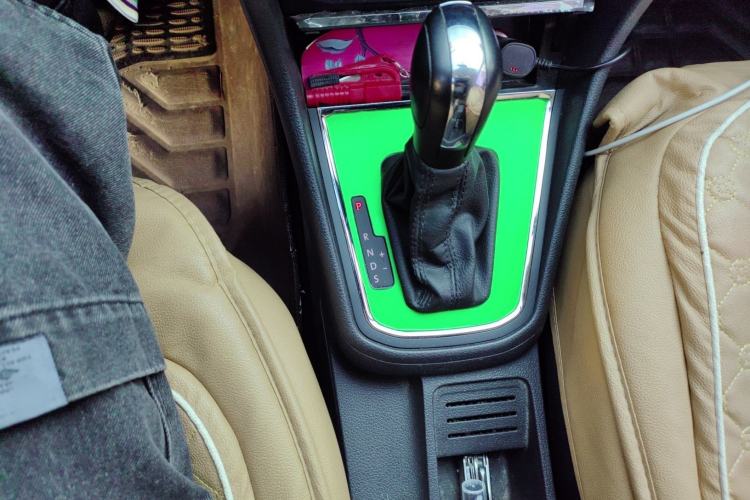 Used Volkswagen Bora 2017 1.6L Automatic Fashion Model