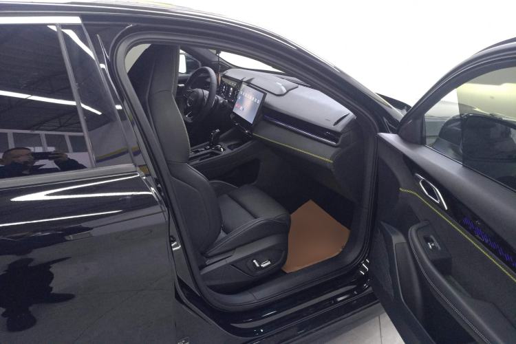 Used Lynk & Co 03 2023 1.5TD DCT JingPro
