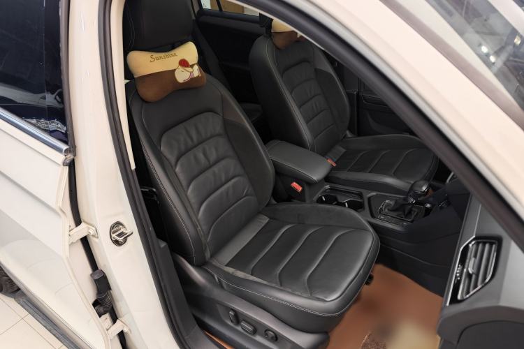 Used Volkswagen Tiguan L 2019 330TSI Automatic Two-Wheel Drive Panoramic Comfort Edition China V Standard
