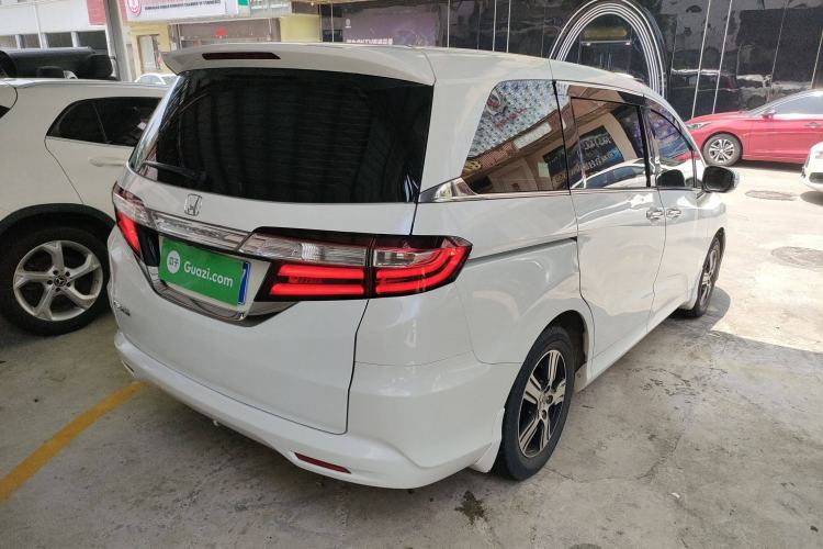 Used Honda Odyssey 2015 Revised Version 2.4L Comfort Edition
