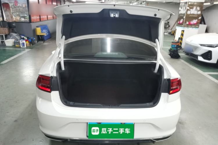 Used Volkswagen Lamando 2019 230TSI DSG Fashion Edition China V Standard
