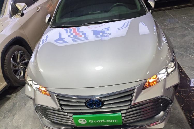 Used Toyota Avalon 2019 Dual-Engine 2.5L Luxury Edition China VI Standard