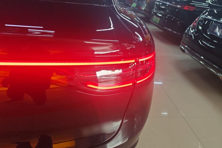 Used Hima Luxeed S7 2025 855 km Max