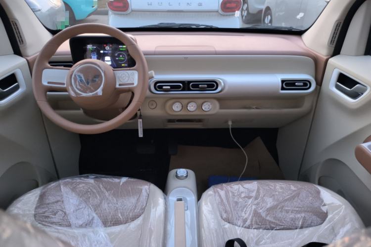 Used Wuling Hongguang MINIEV 2024 3rd Generation 215km Youth Edition
