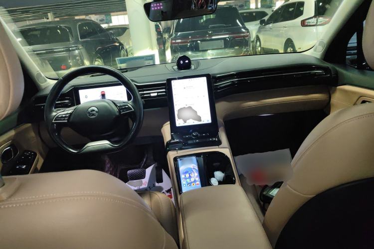 Used Nio ES8 2018 355 km Base Version 7-Seater Edition
