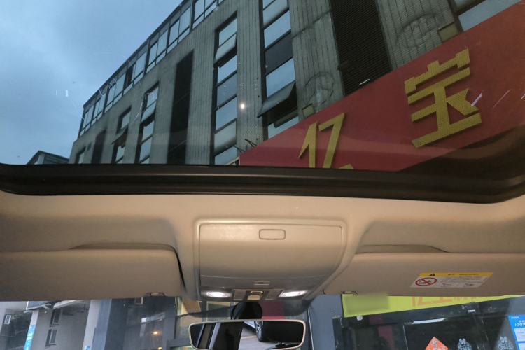 Used Volkswagen Tiguan L 2019 330TSI Automatic Two-Wheel Drive Smart Luxury Version China V Emission Standard