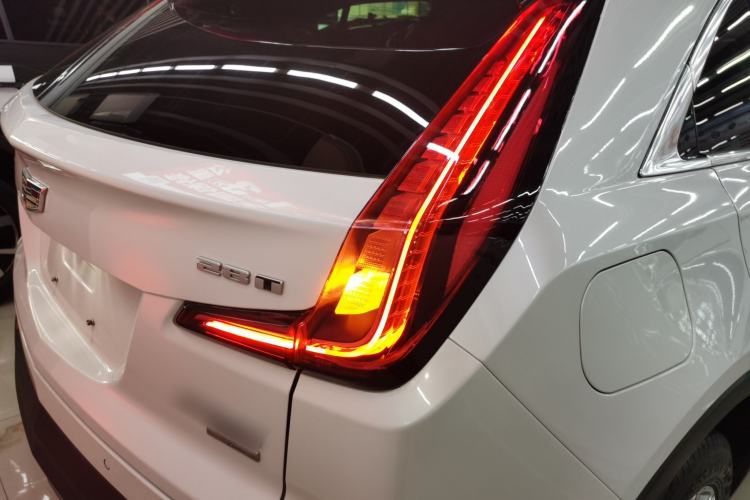 Used Cadillac XT4 2021 28T Two-Wheel Drive Luxury Version
