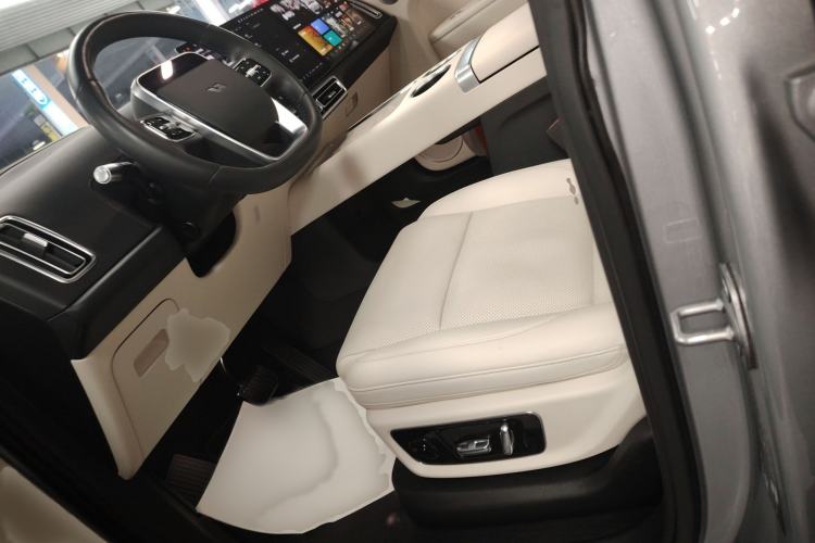 Used Li Auto L9 2023 Pro Model
