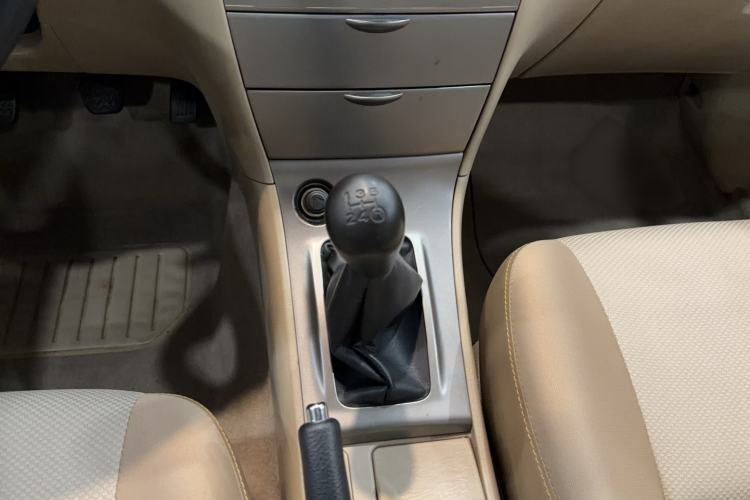 Used Toyota Corolla 2013 1.6L Manual Excellence Edition
