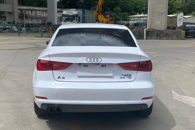 Used Audi A3 2014 Limousine 35 TFSI Automatic Comfort Model
