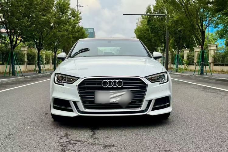 Used Audi A3 2017 Limousine 35 TFSI Fashion Model
