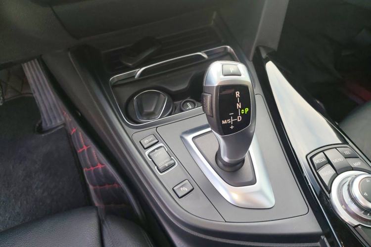 Used BMW 4 Series 2016 420i Fashion Model
