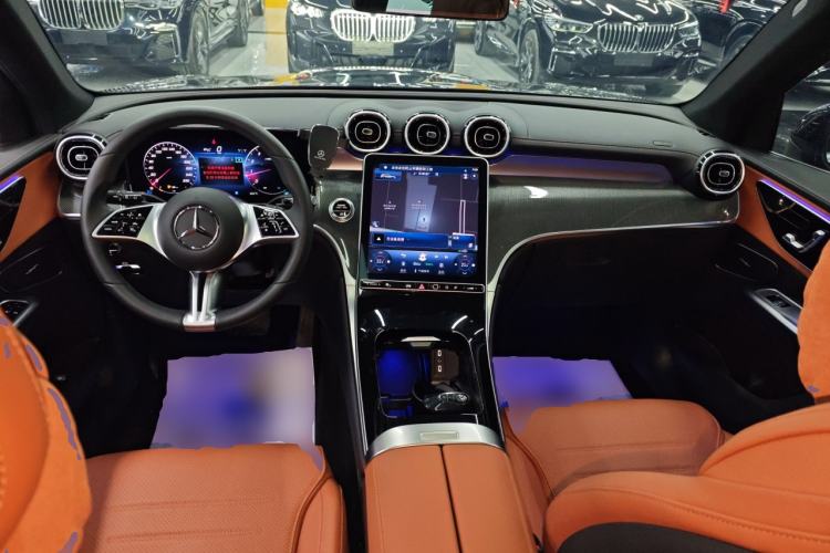 Used Mercedes-Benz GLC 2024 GLC 260 L 4MATIC Dynamic Edition 5-seater