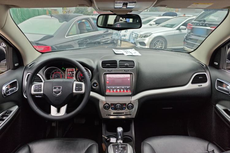 Used Dodge Journey 2015 2.0TD Four-Wheel Drive Luxury Edition
