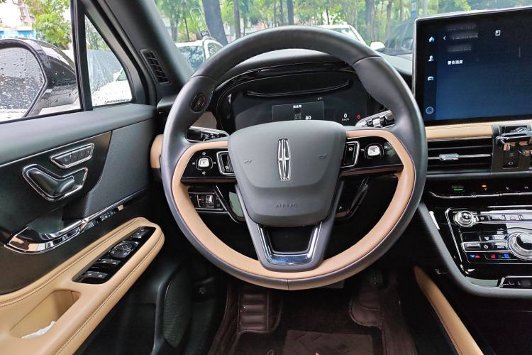 Used Lincoln Corsair 2022 2.0T Two-Wheel Drive Luxury Edition
